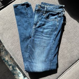 American Eagle Next Level High Waisted Skinny Jeans